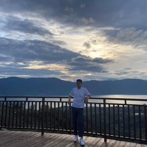 奔波在路上的小磊头像