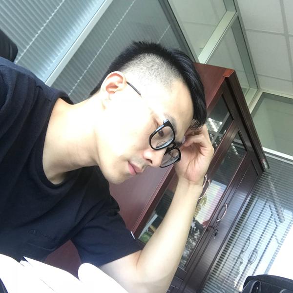 平行进口车王小剑头像