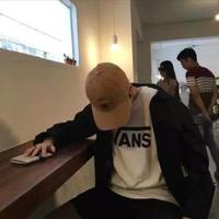 念真nhe头像