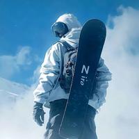 90大叔不开奔驰头像