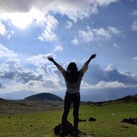 爱车爱生活的薛薛头像