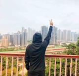 18摄氏度多云转晴头像