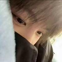 少些孤单心事头像