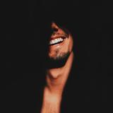 顽强圆月mYa头像