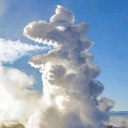 爆爆还小炸着玩的个人资料头像