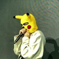 陆遥遥还在滑头像