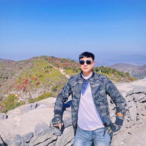 追风摩旅仪泊言头像