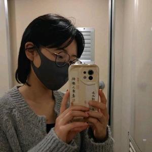 奕彤不发疯头像