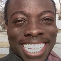 坚强的办办头像