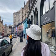 小佟同学的个人资料头像