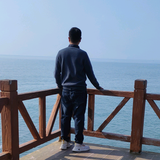 黄健东64858054头像