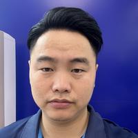 深蓝何先河头像
