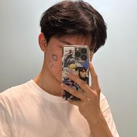 喝牛奶长痘痘头像