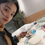 Silence左的个人资料头像