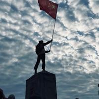 她说我给你戴头像