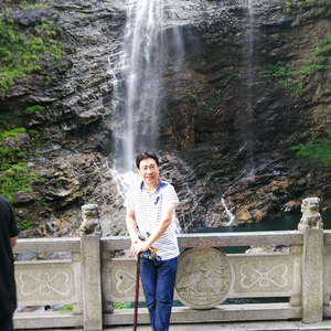 杨清华头像