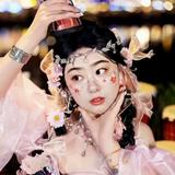 深蓝菇凉头像
