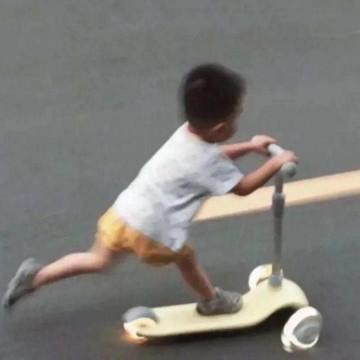 就叫任可欣吧头像