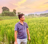 执剑破风霜头像