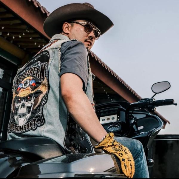 玩车的小峰头像