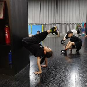 bgirl汪佳琦头像