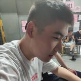 明明7952头像