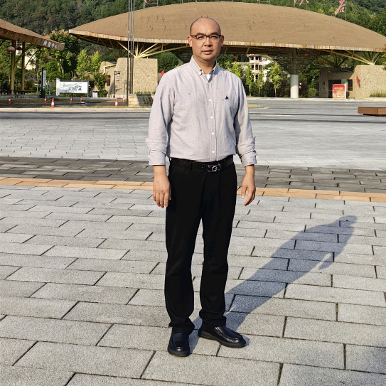 洞口驾校永安驾校唐校长头像