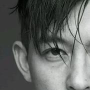 老猪佩奇的个人资料头像