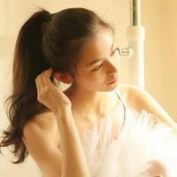 热闹溪水wu头像