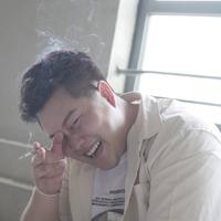 洒脱河流jV头像