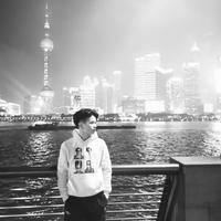 光明下的黑人头像