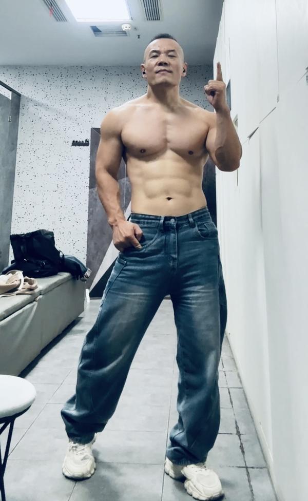 子弹老师的小铺头像