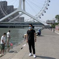 吴冀在北漂头像