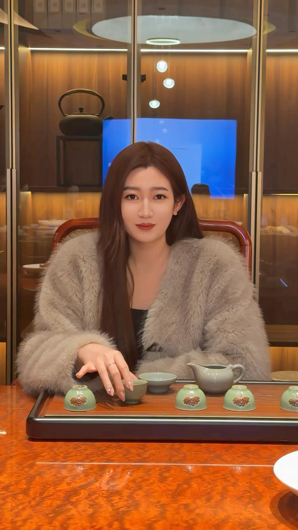 壹加壹汽车王妮妮头像