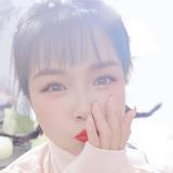 美甲化妆造型娟头像