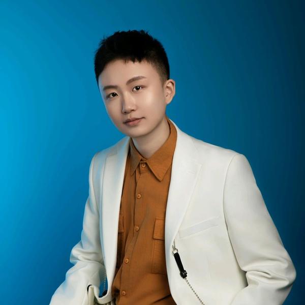 车圈李迪斯头像