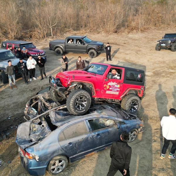 襄阳越野独立团头像