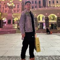 范范爱聊车头像