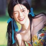 月月54884头像