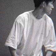 易燃18的个人资料头像