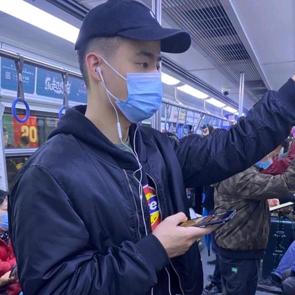 5点半搬砖头像