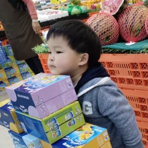 阿忠的水果日常头像