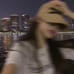 清爽菠萝JI头像
