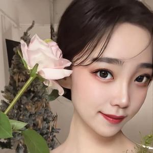 洛貝勒爺头像