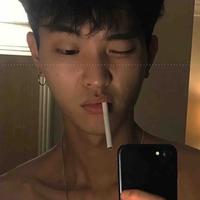 暴躁的阿豚头像