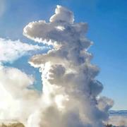 凌晨四点半的蓝的个人资料头像