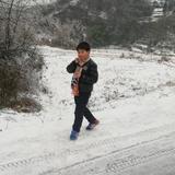 山雨一限头像