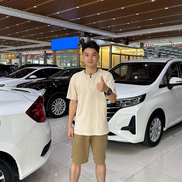 成哥仔二手车头像