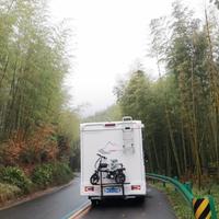 退休老头游世界头像