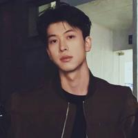 笙笙不息吖头像